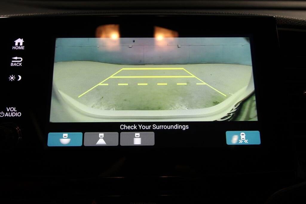 used 2022 Honda Pilot car, priced at $35,626