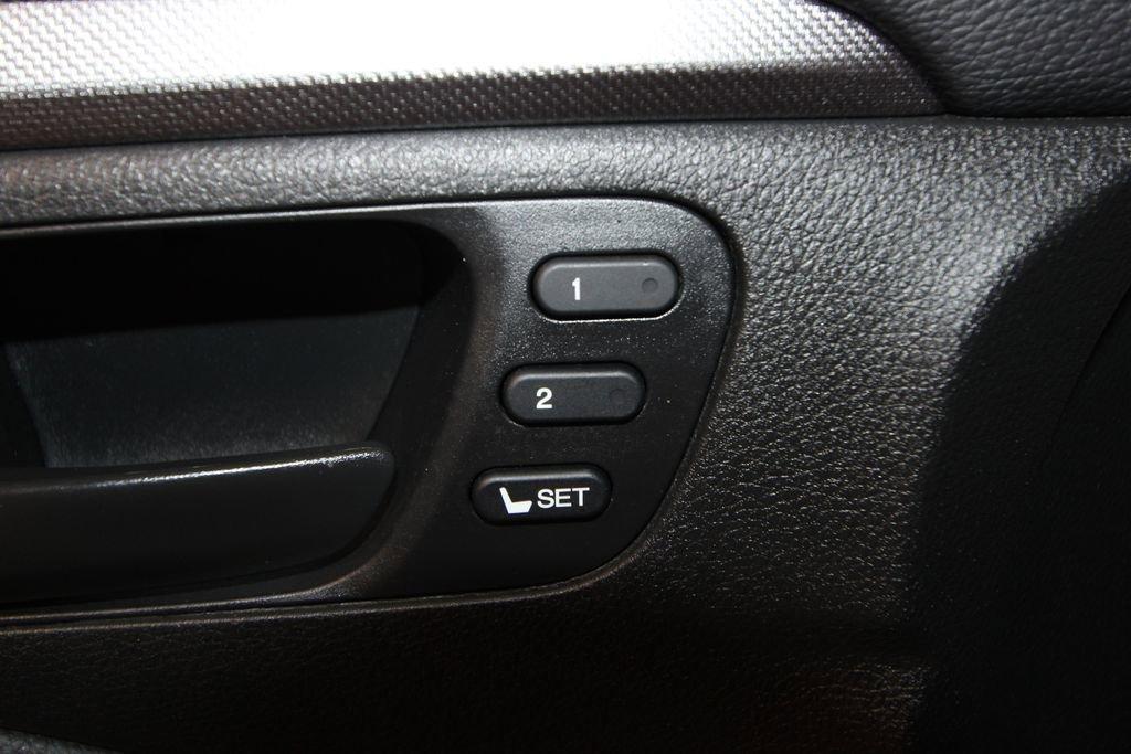 used 2022 Honda Pilot car, priced at $35,626