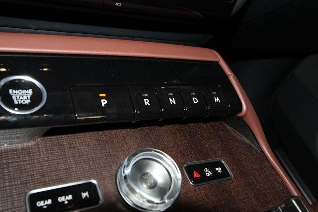 new 2025 Lincoln Navigator car, priced at $99,940