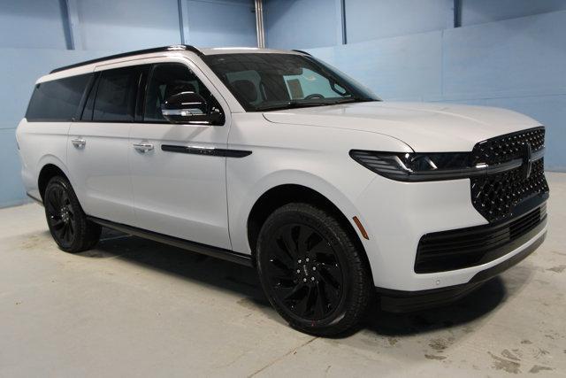 new 2026 Lincoln Navigator L car, priced at $110,940