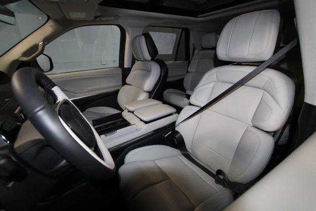 new 2026 Lincoln Navigator car, priced at $107,338
