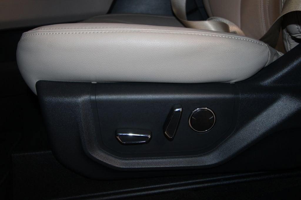 used 2023 Ford Expedition car, priced at $61,931