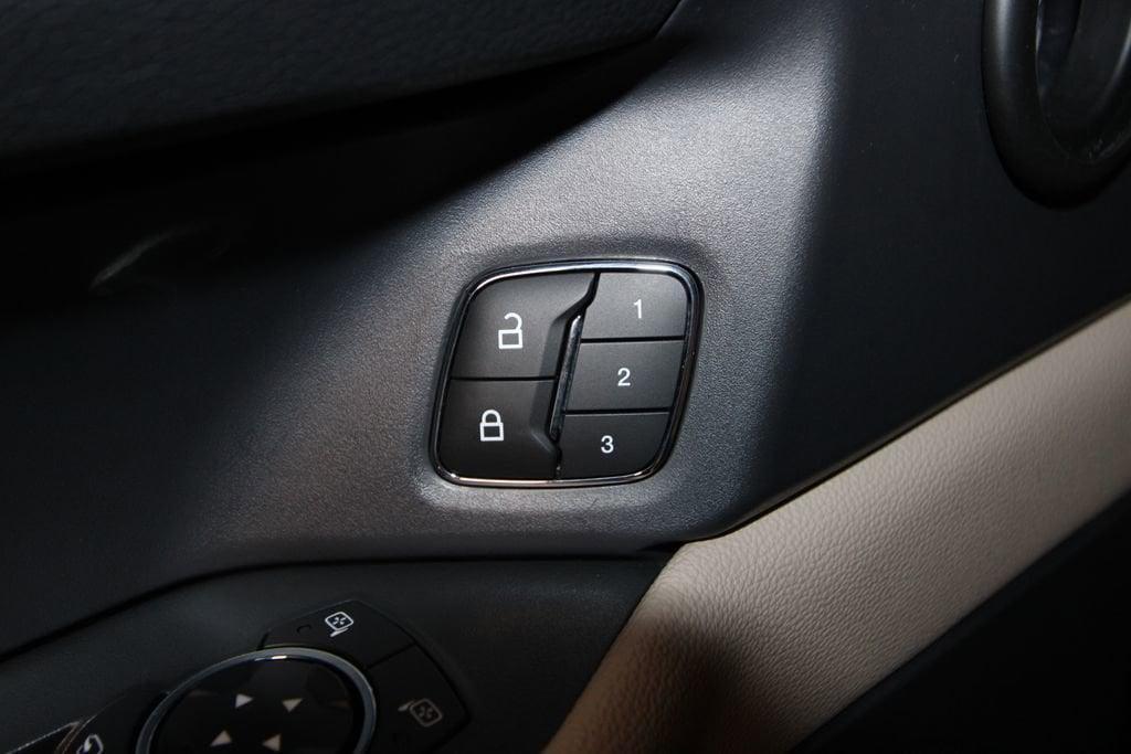 used 2023 Ford Expedition car, priced at $61,931