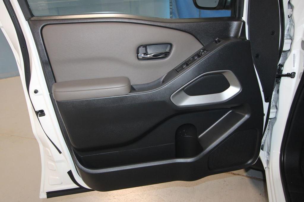 used 2023 Nissan Frontier car, priced at $35,380