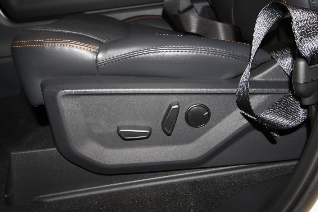 new 2026 Ford Expedition car, priced at $79,940