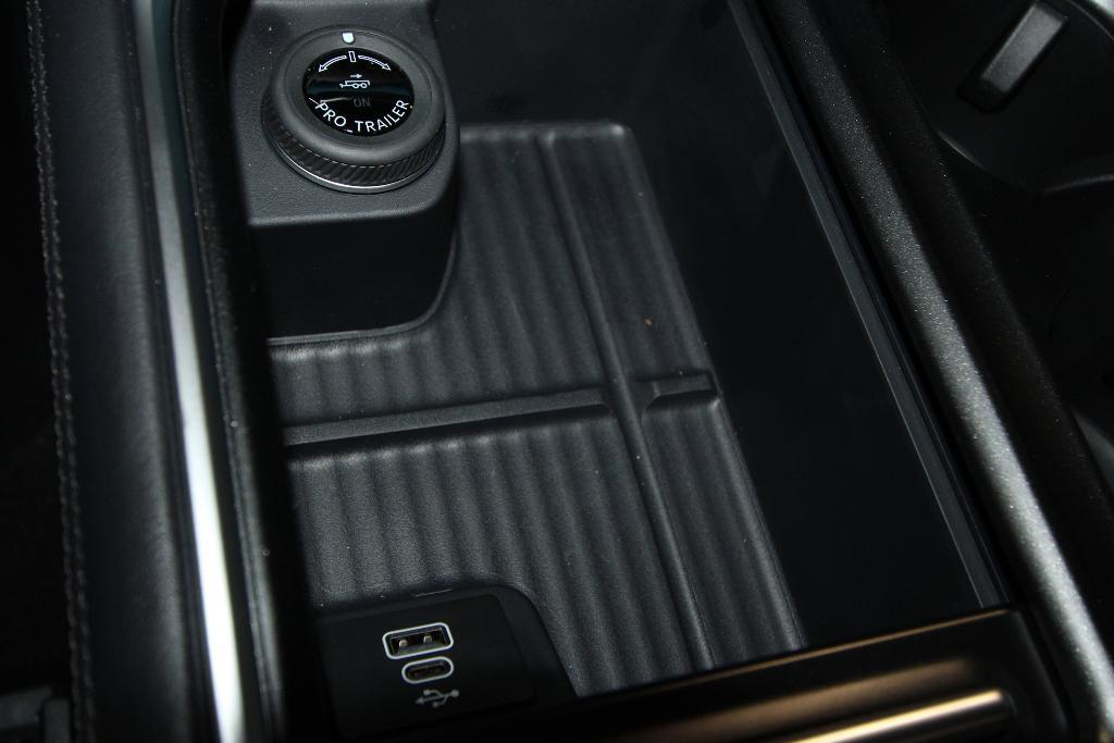 new 2026 Ford Expedition car, priced at $79,940