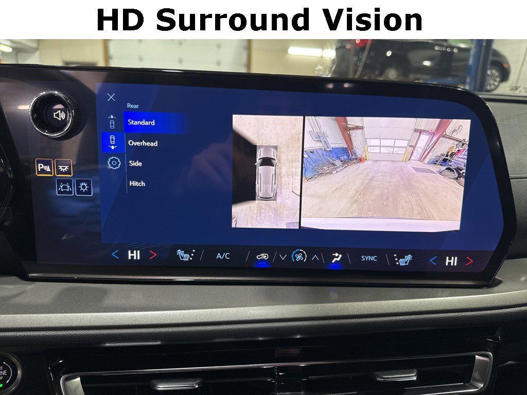 new 2026 Chevrolet Traverse car, priced at $48,305