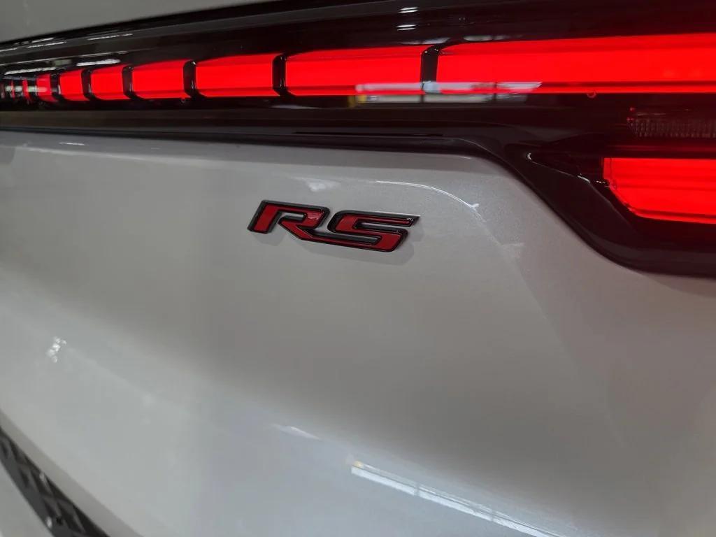 new 2025 Chevrolet Equinox EV car, priced at $39,925