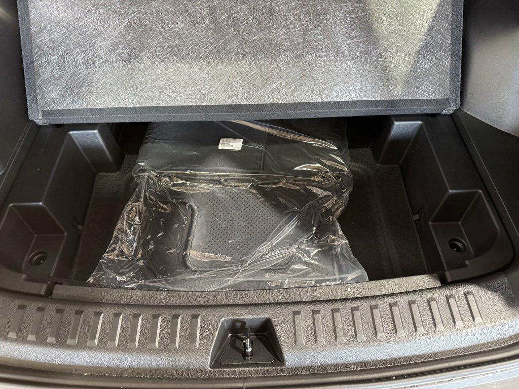 new 2026 Chevrolet Equinox car, priced at $41,050