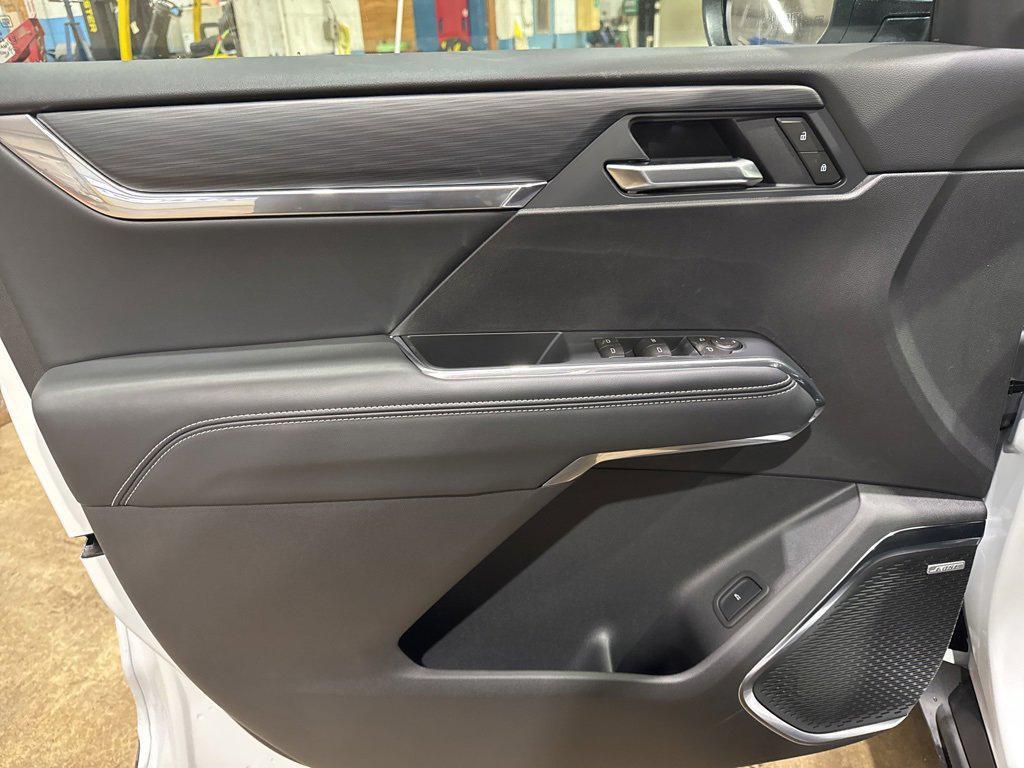 new 2026 GMC Acadia car, priced at $53,325