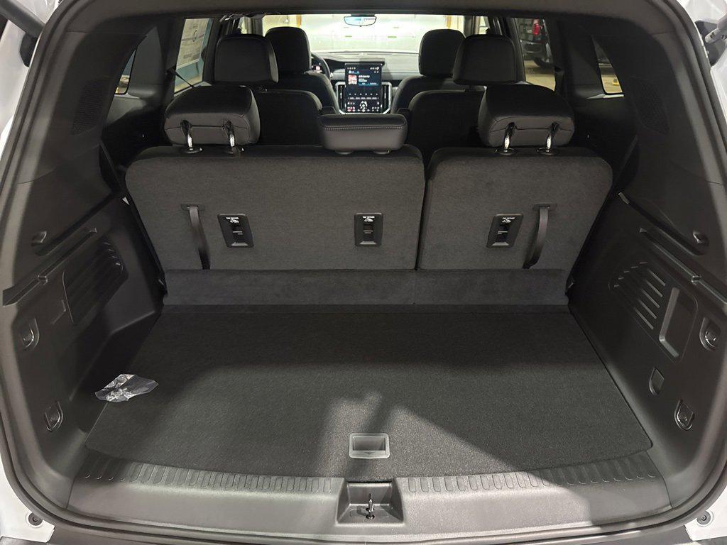 new 2026 GMC Acadia car, priced at $53,325