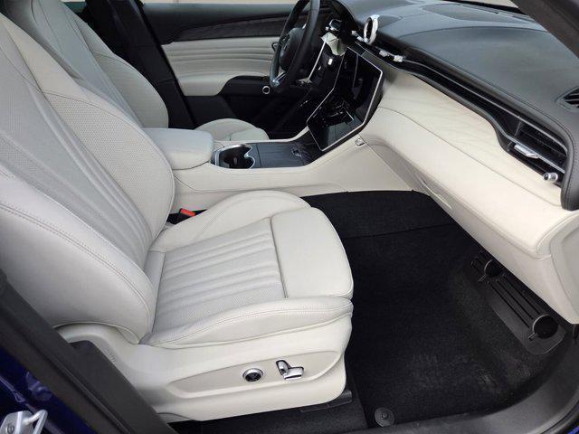 new 2026 Maserati Grecale car, priced at $95,695