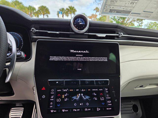 new 2026 Maserati Grecale car, priced at $95,695