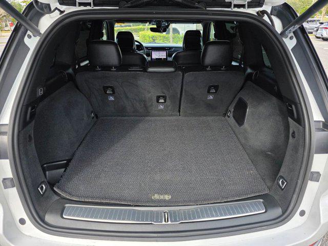 used 2022 Jeep Grand Cherokee car, priced at $28,997