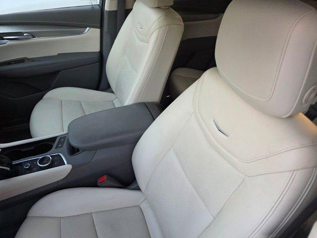 used 2023 Cadillac XT5 car, priced at $27,985