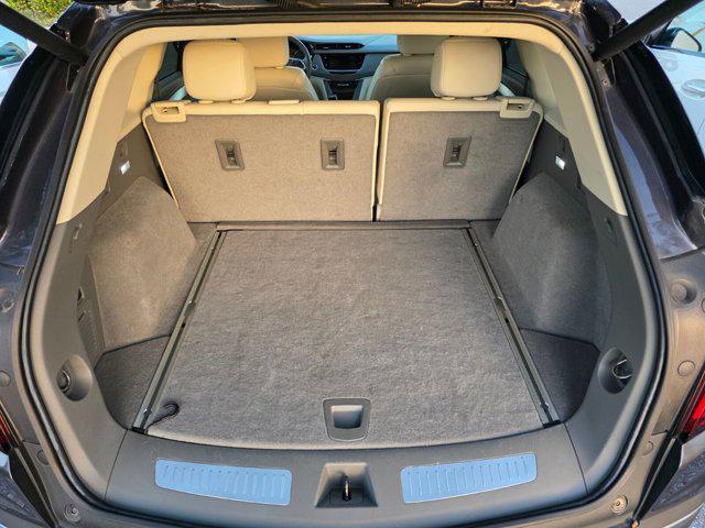 used 2023 Cadillac XT5 car, priced at $27,985