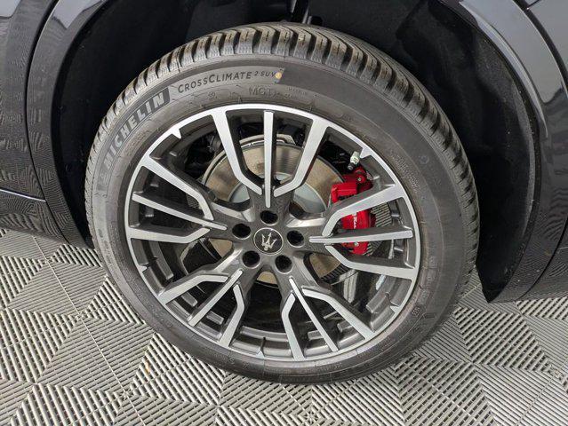 new 2025 Maserati Grecale car, priced at $91,065