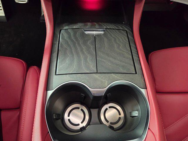 new 2026 Maserati Grecale car, priced at $93,445