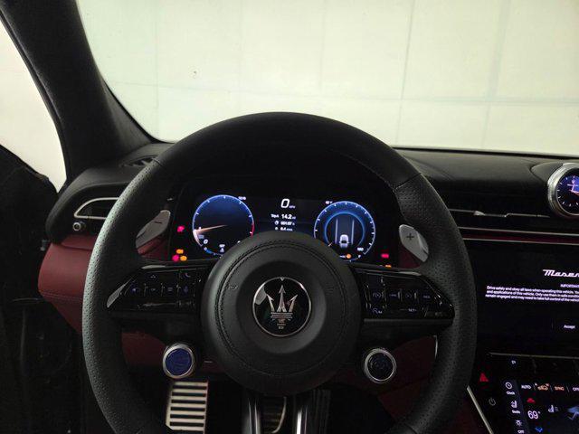 new 2026 Maserati Grecale car, priced at $93,445
