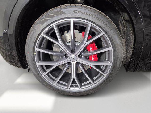 new 2026 Maserati Grecale car, priced at $93,445