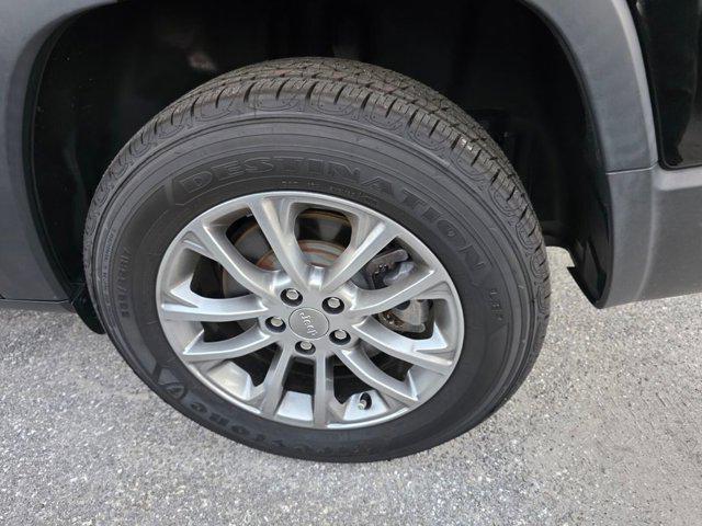 used 2022 Jeep Cherokee car, priced at $19,445