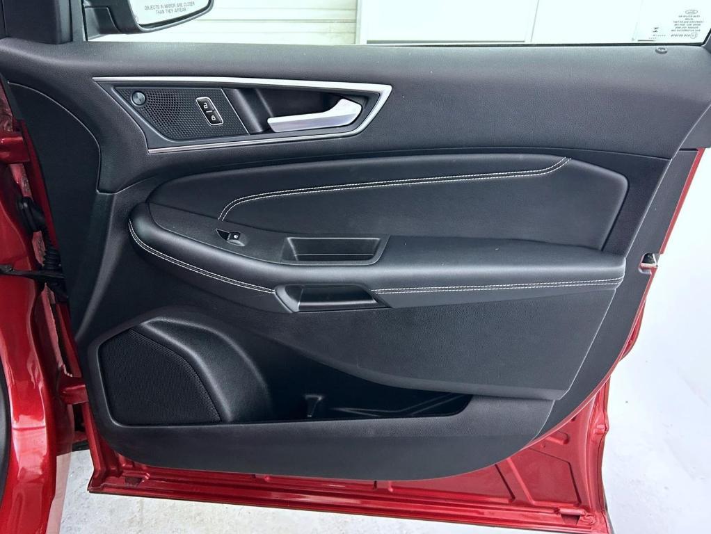 used 2024 Ford Edge car, priced at $27,517