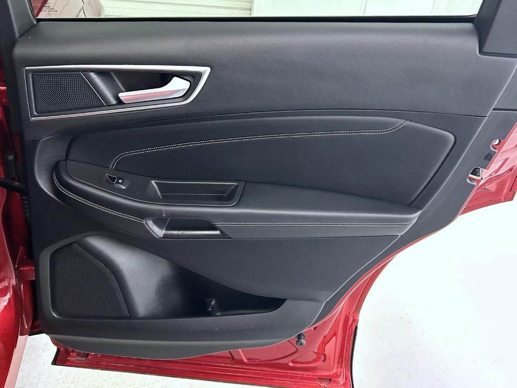 used 2024 Ford Edge car, priced at $27,517