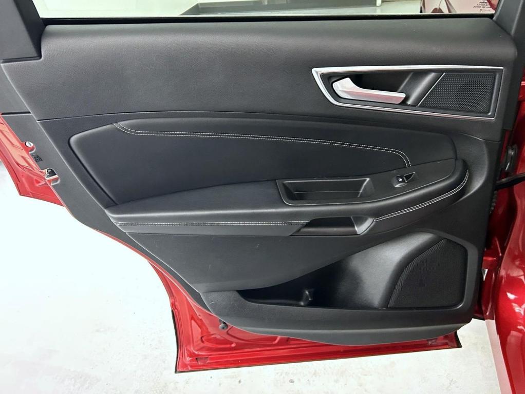 used 2024 Ford Edge car, priced at $27,517