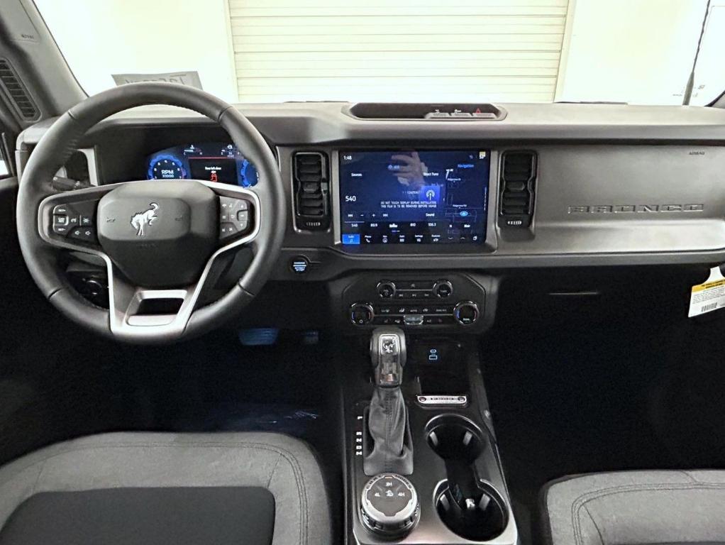 new 2025 Ford Bronco car, priced at $43,767