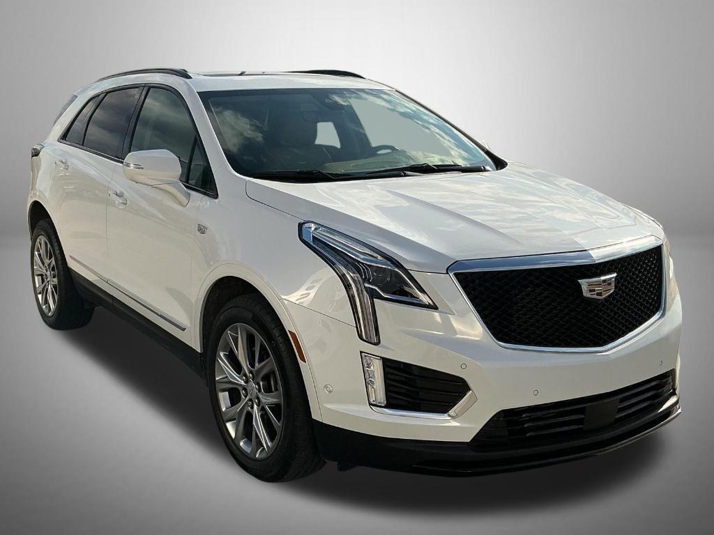 used 2020 Cadillac XT5 car, priced at $25,667