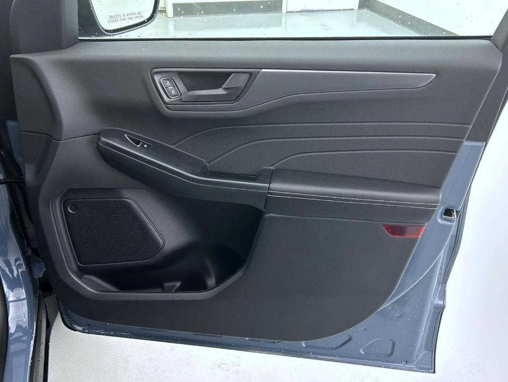 new 2026 Ford Escape car, priced at $31,879