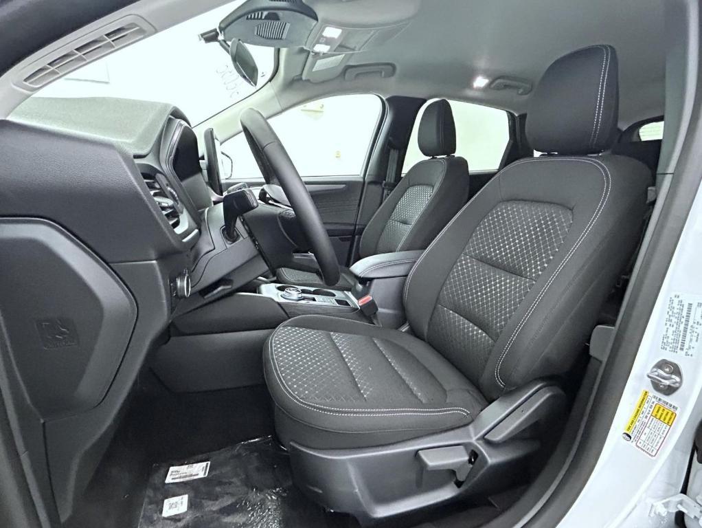 new 2026 Ford Escape car, priced at $29,998