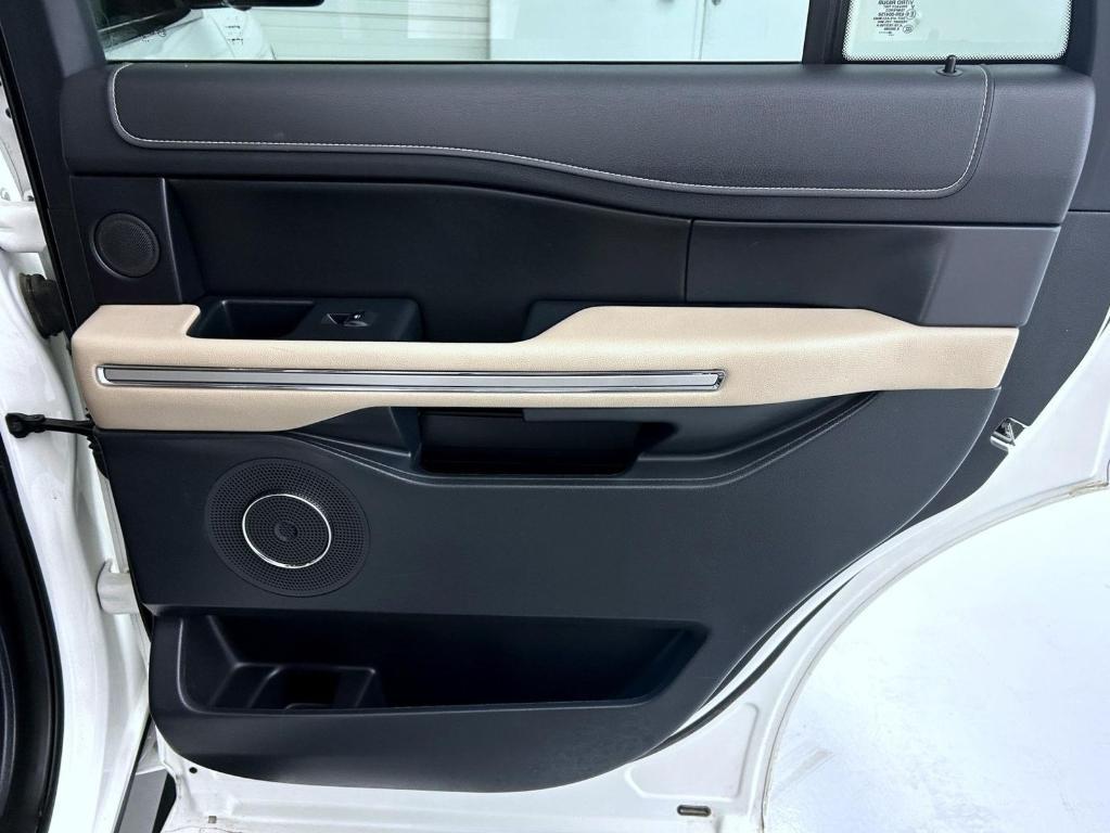 used 2022 Ford Expedition car, priced at $52,682