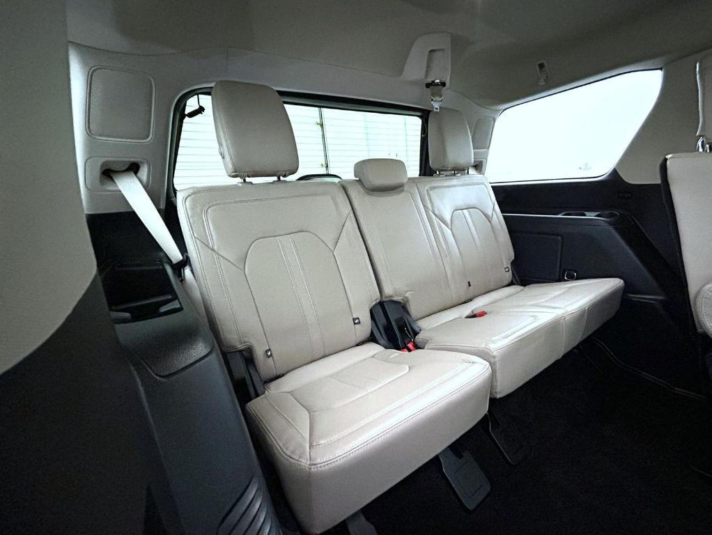 used 2022 Ford Expedition car, priced at $52,682