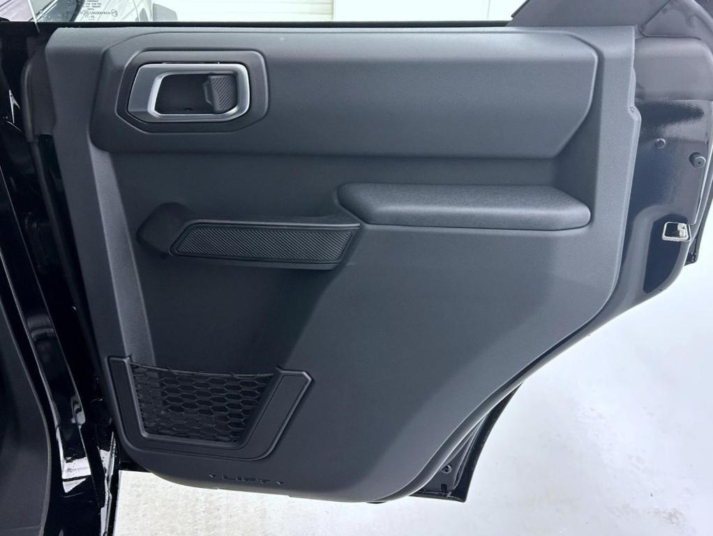 new 2025 Ford Bronco car, priced at $40,952