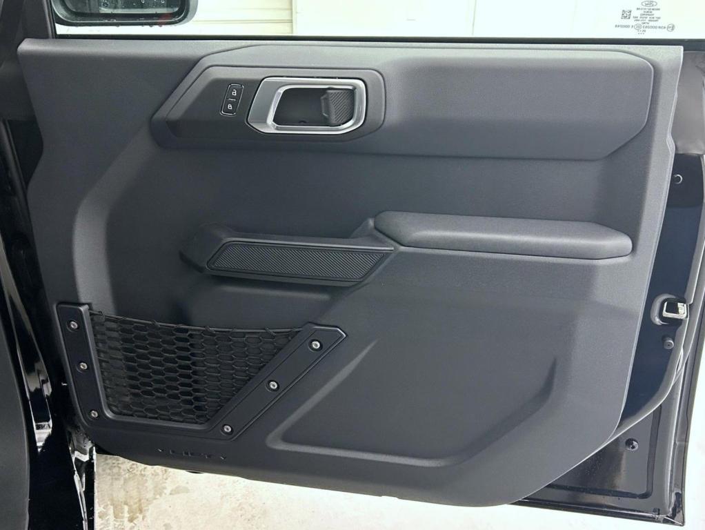 new 2025 Ford Bronco car, priced at $40,952