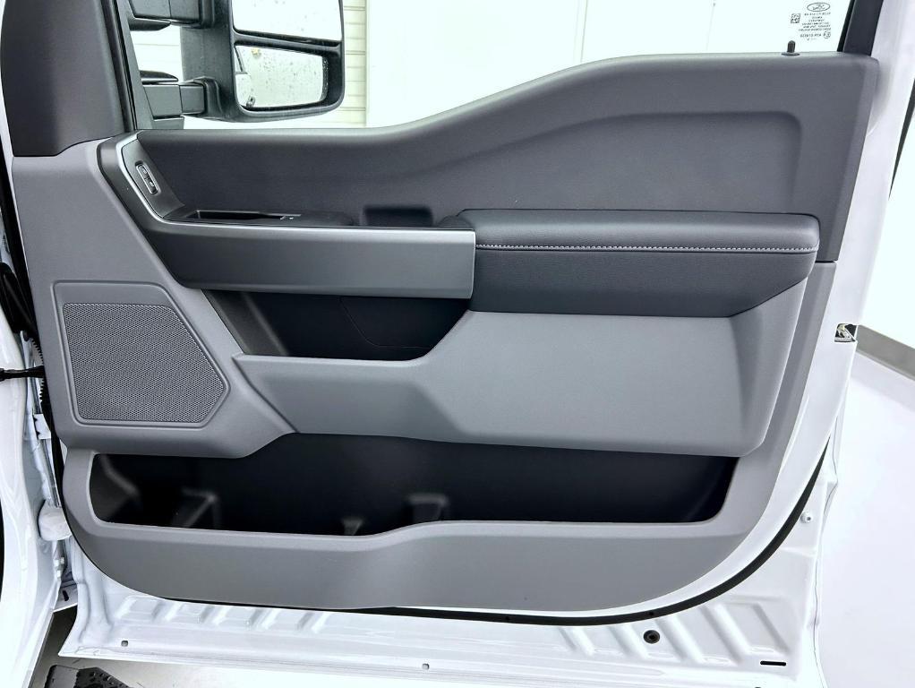 new 2026 Ford F-350 car, priced at $71,268