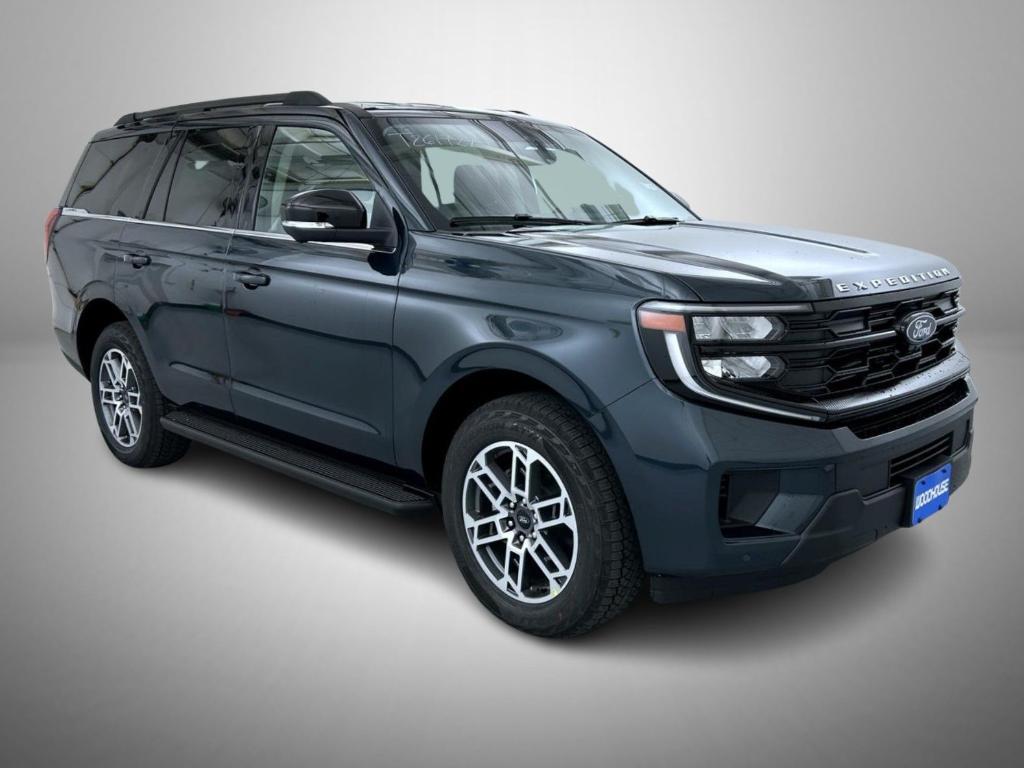 new 2026 Ford Expedition car, priced at $68,386