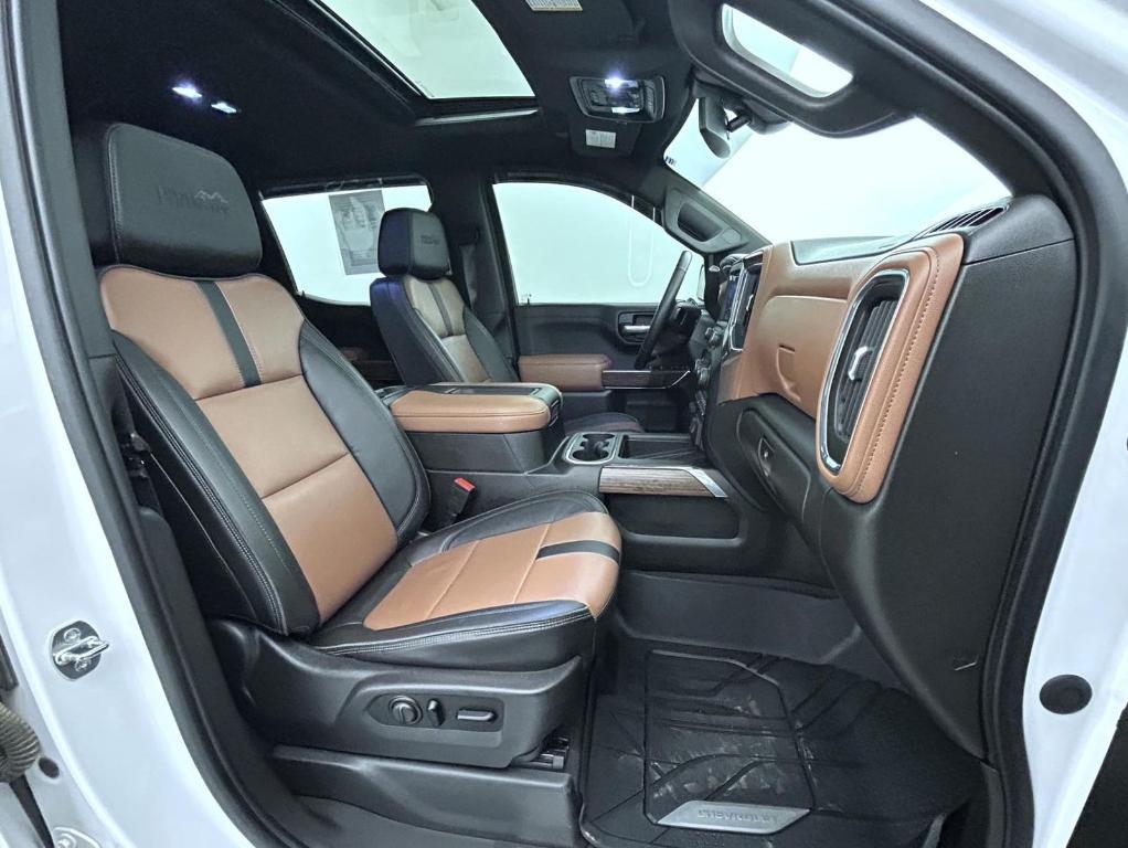 used 2021 Chevrolet Silverado 1500 car, priced at $43,689