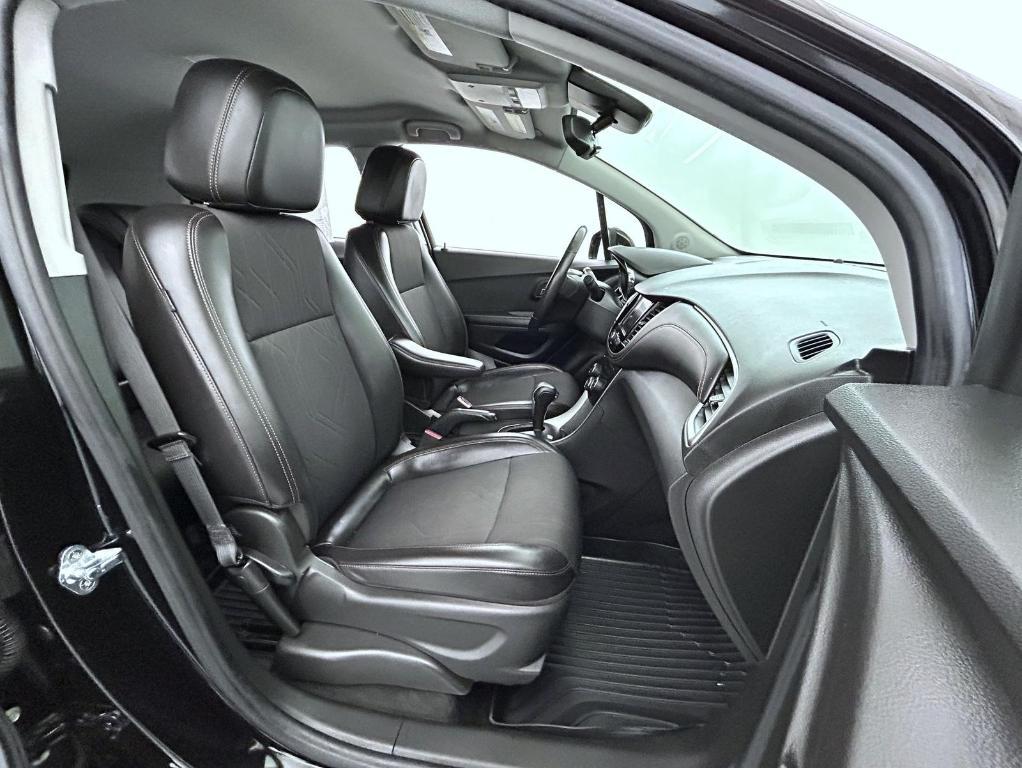 used 2021 Chevrolet Trax car, priced at $16,976