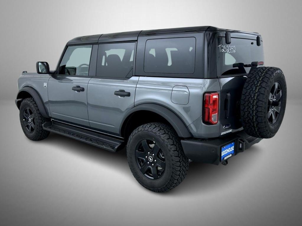 new 2025 Ford Bronco car, priced at $45,387