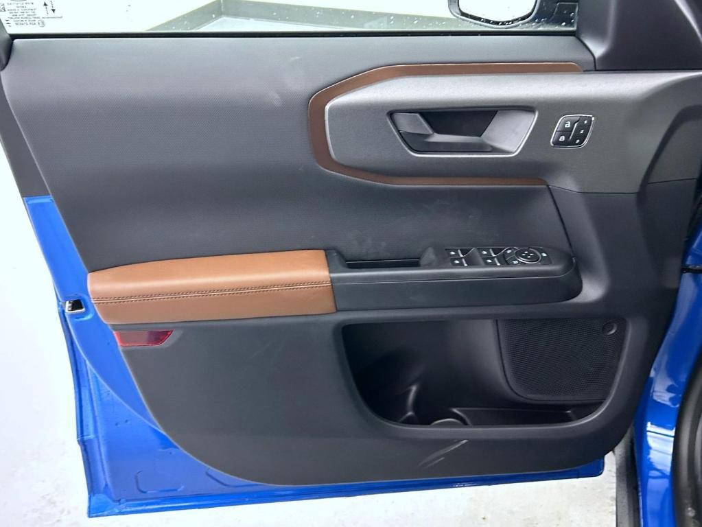 new 2025 Ford Bronco Sport car, priced at $33,557