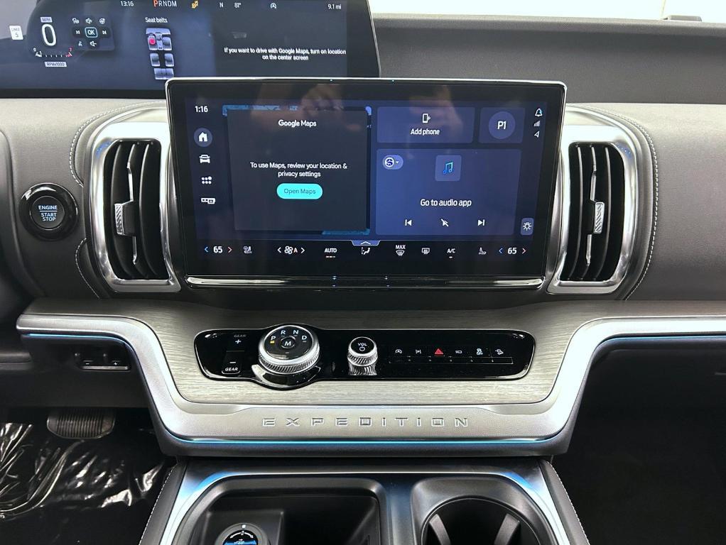 new 2027 Ford Expedition car, priced at $79,401