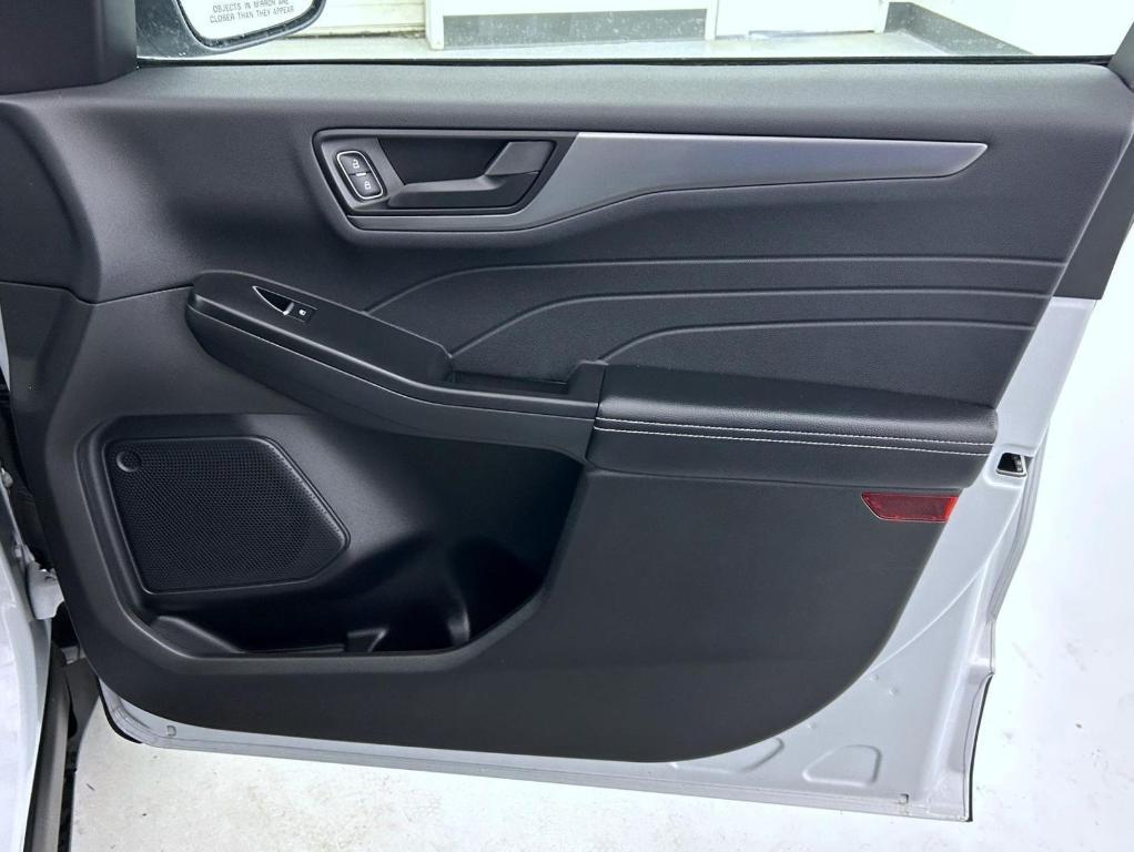 used 2025 Ford Escape car, priced at $26,367