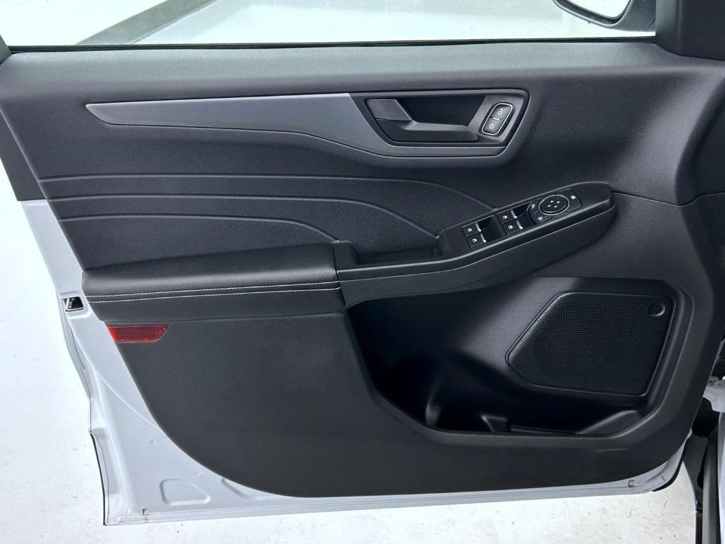 used 2025 Ford Escape car, priced at $26,367