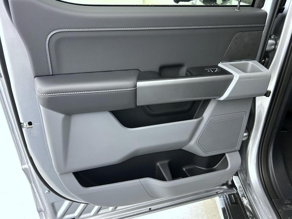 new 2025 Ford F-150 car, priced at $53,706