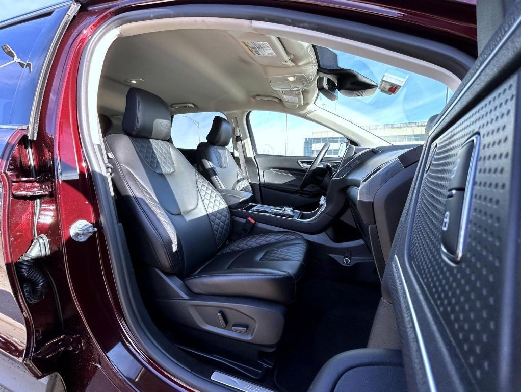 used 2024 Ford Edge car, priced at $28,563