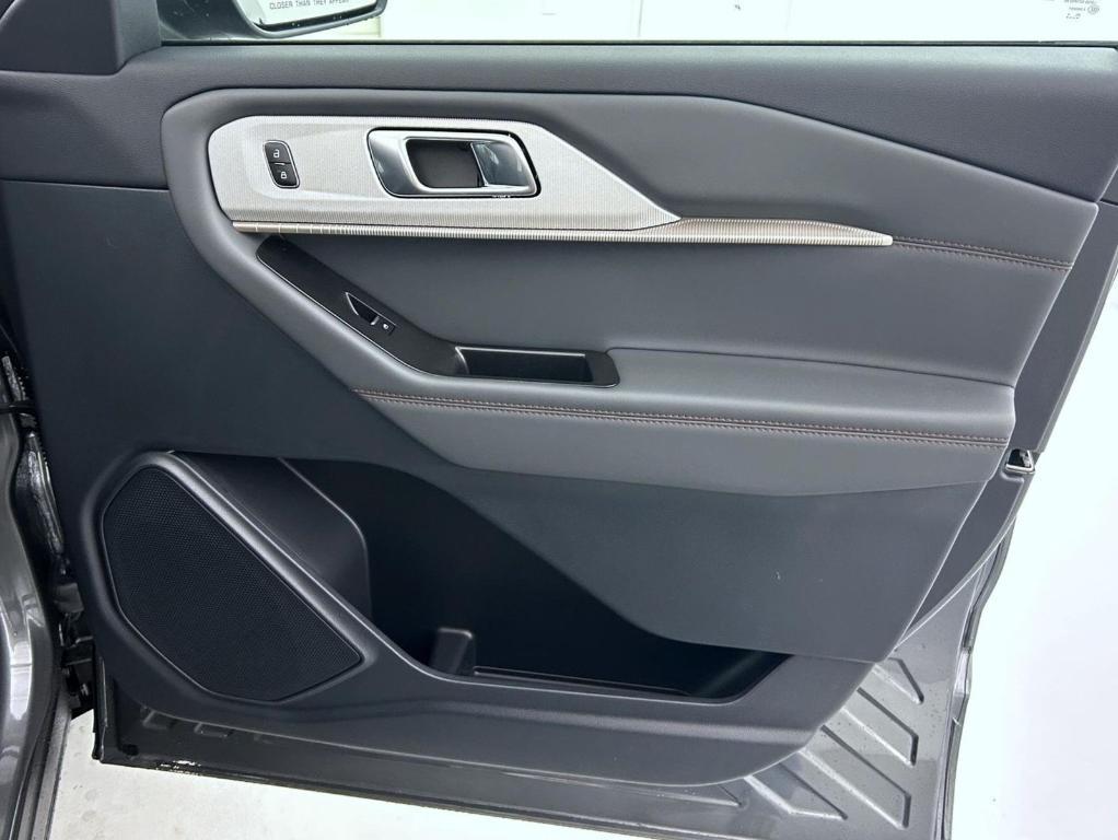 new 2026 Ford Explorer car, priced at $40,442