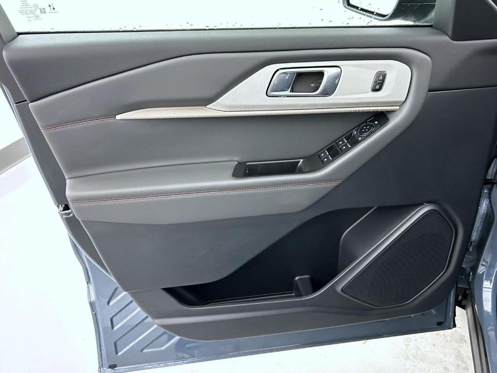 new 2026 Ford Explorer car, priced at $39,047