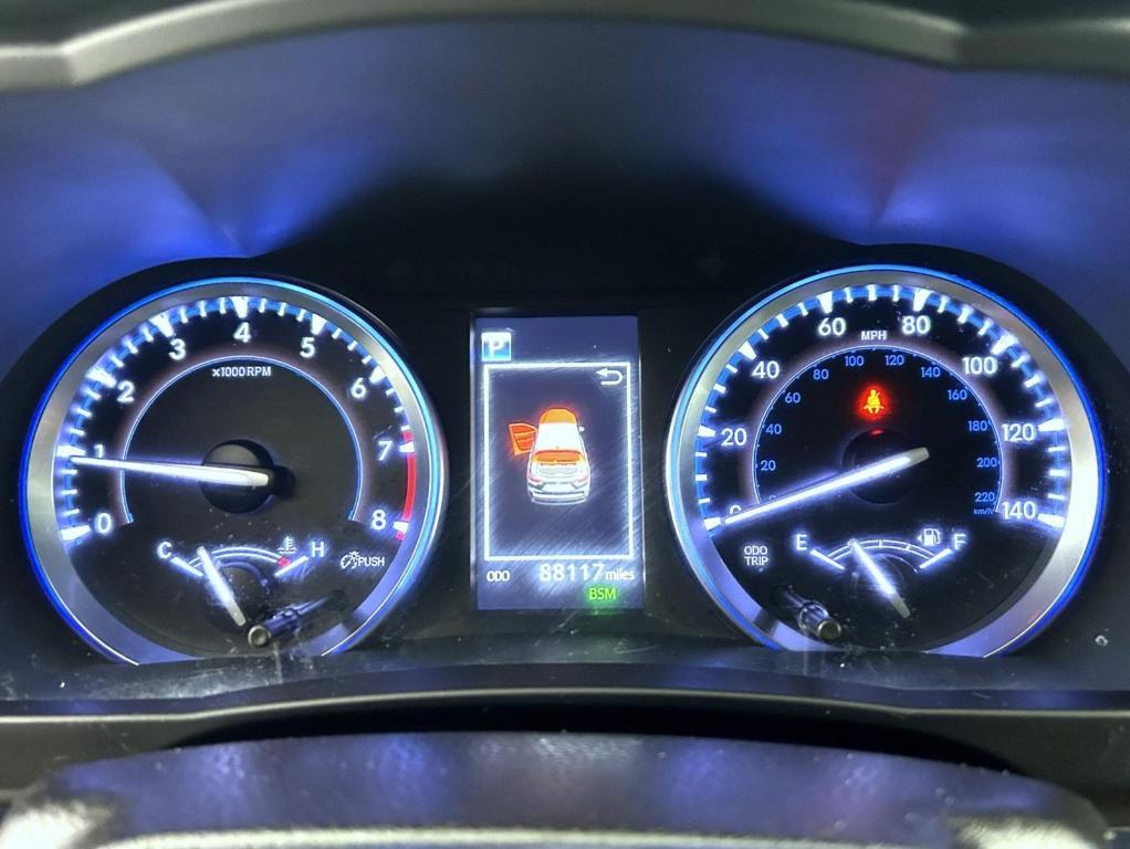 used 2019 Toyota Highlander car, priced at $24,636